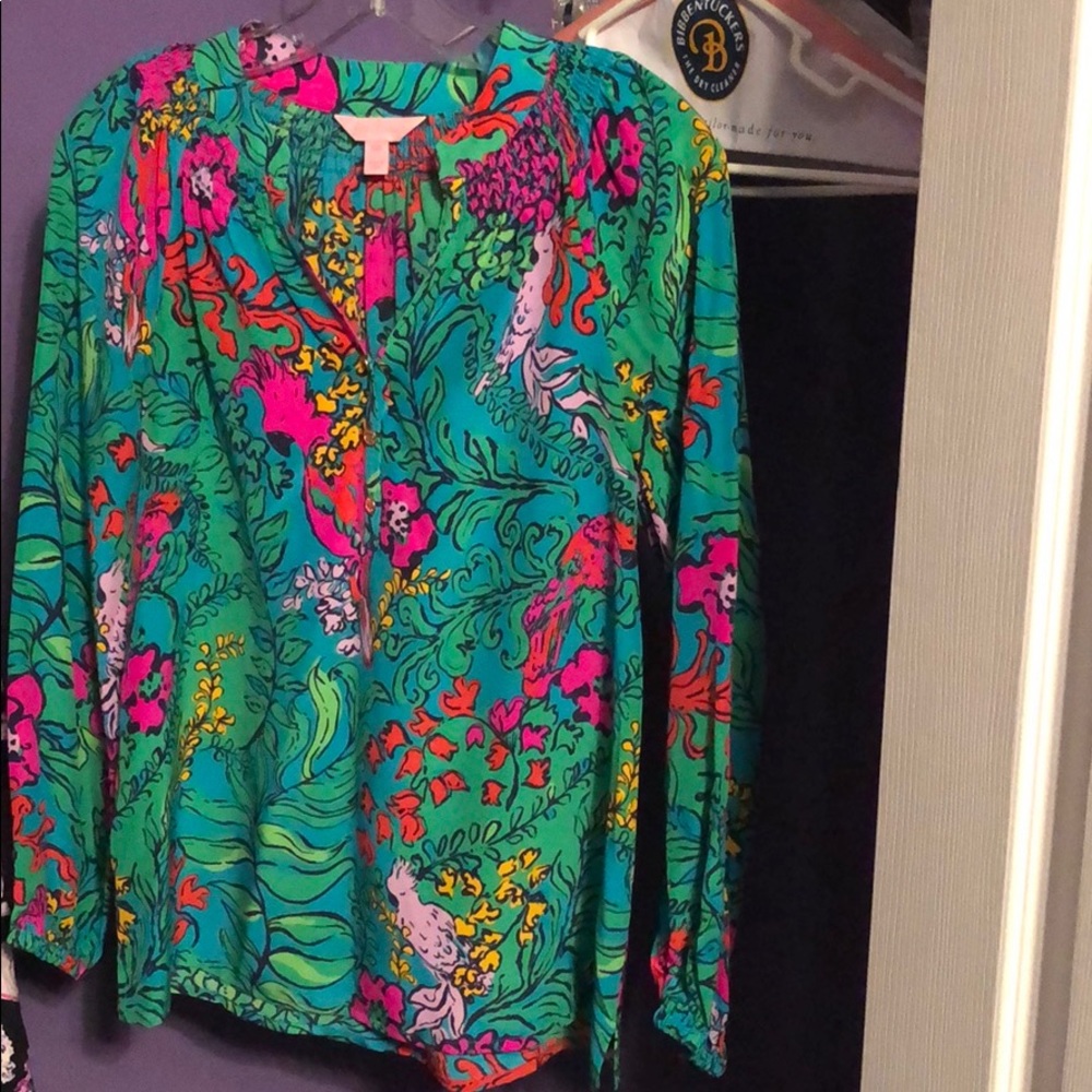 Lilly pulitzer green shake your tail feather top